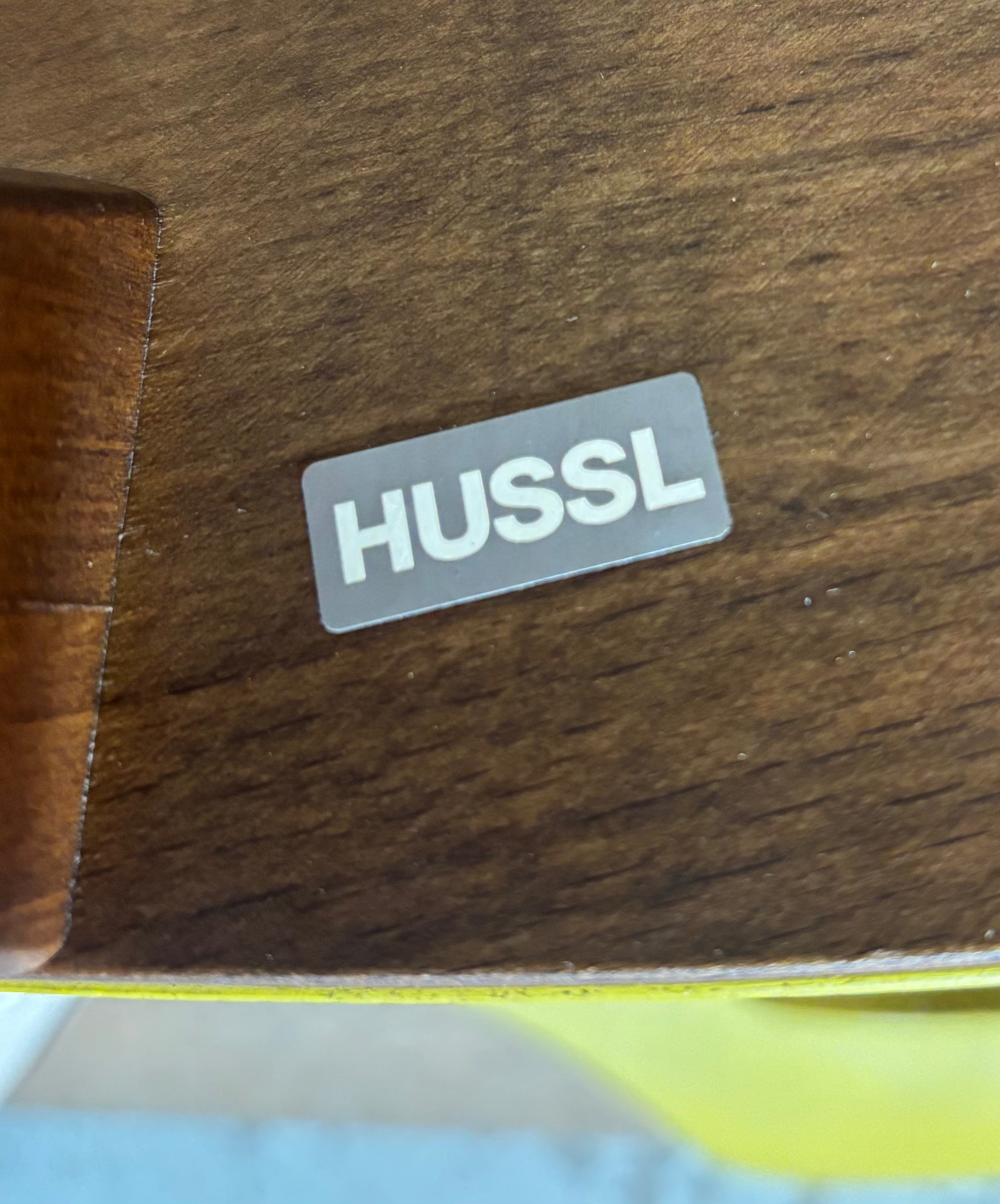 HUSSL ST6N VISITOR CHAIR