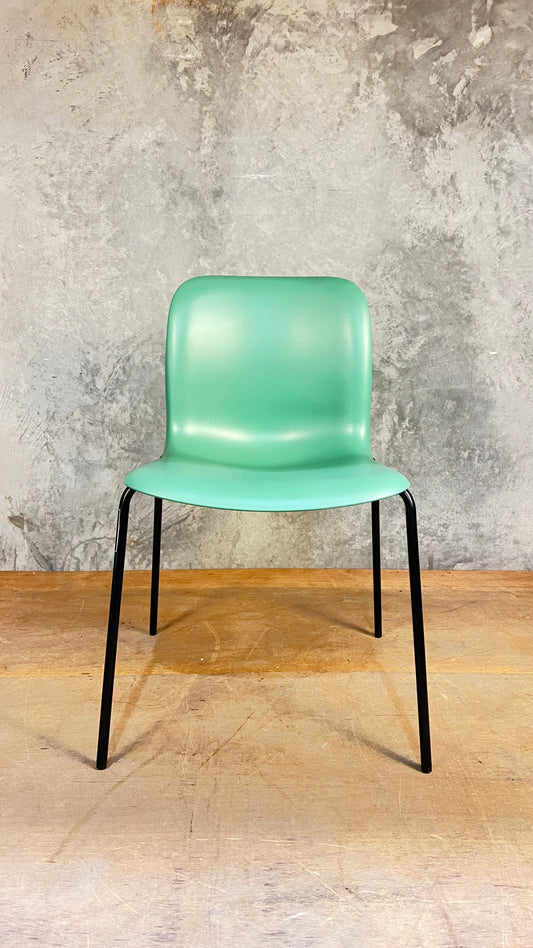 SixE Chair - 100 % Recycled shell
