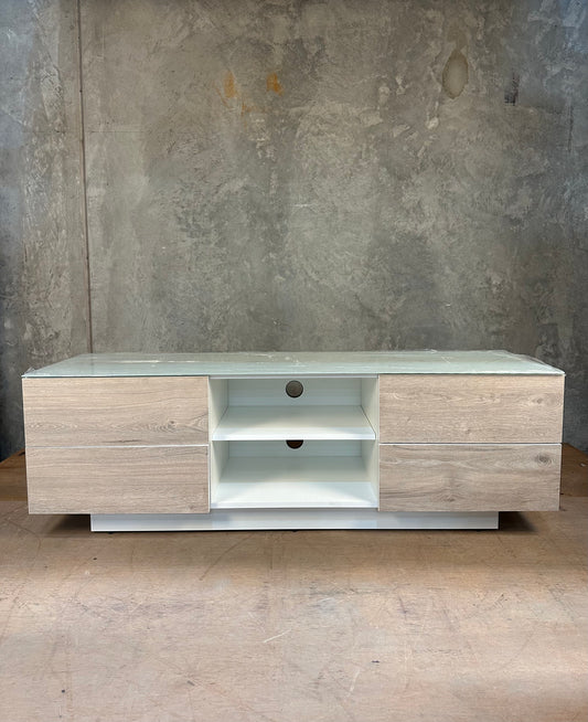 Entertainment Unit