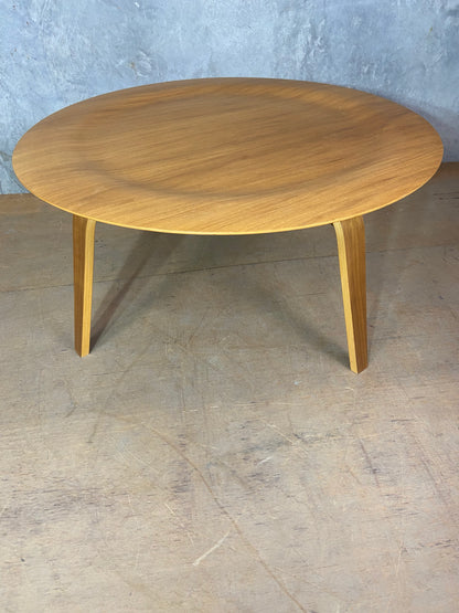 Herman Miller Eames Moulded Plywood Coffee table Wood Base