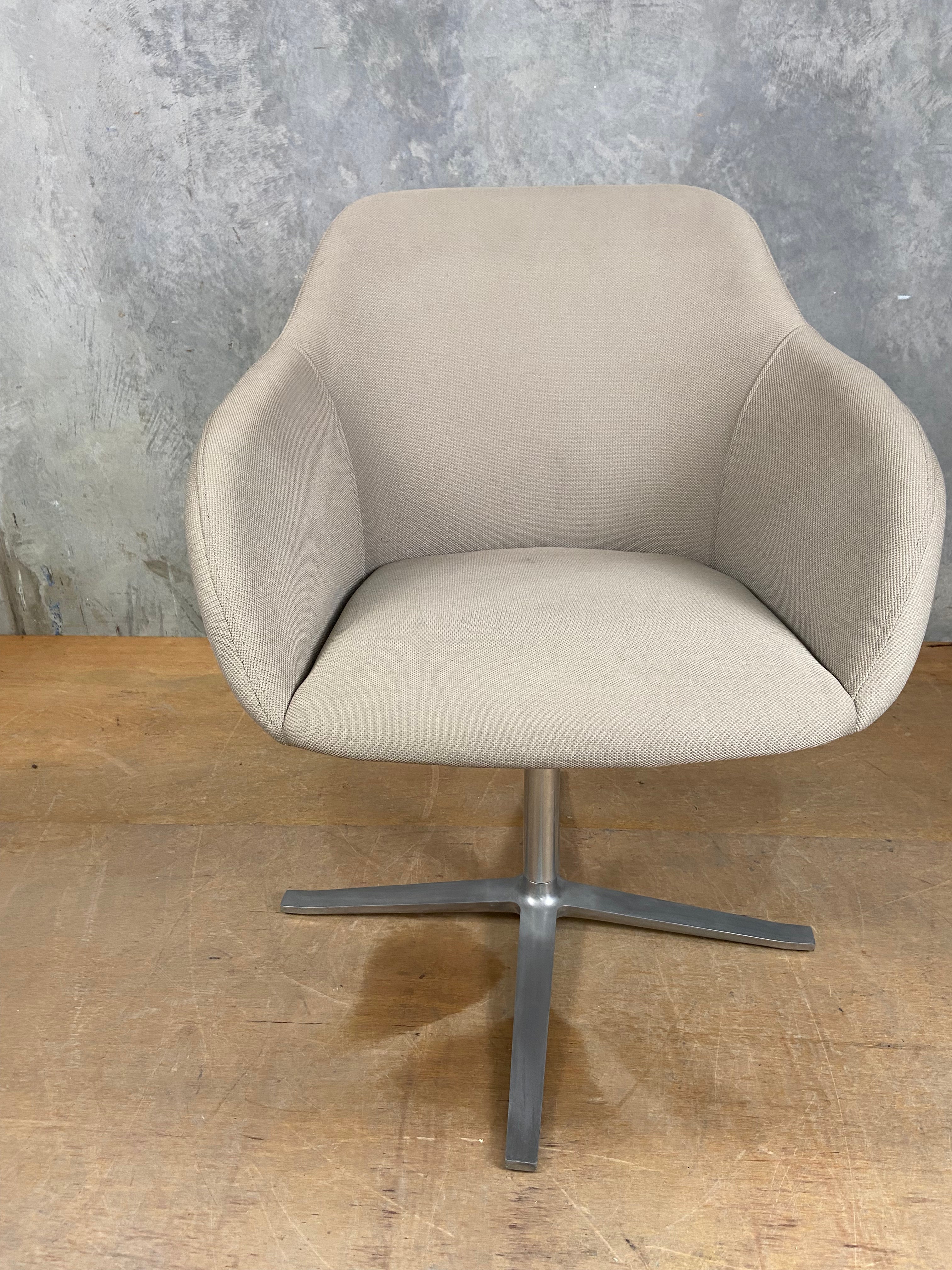 Swivel Office Chair, Arper