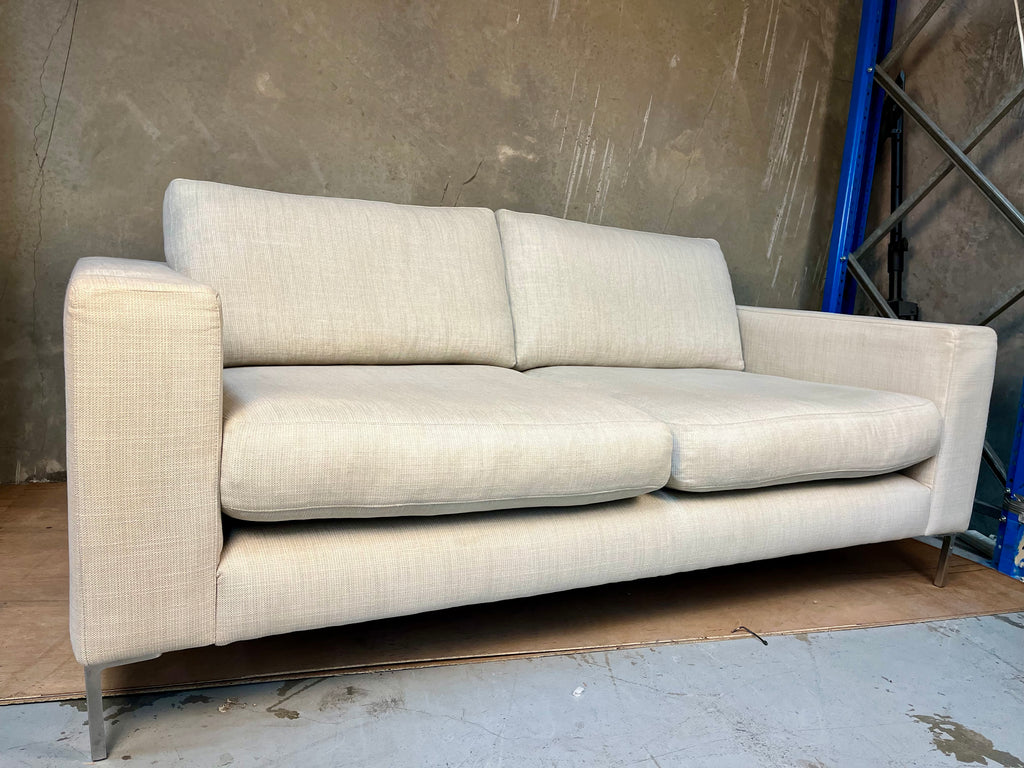 Jardan cream sofa