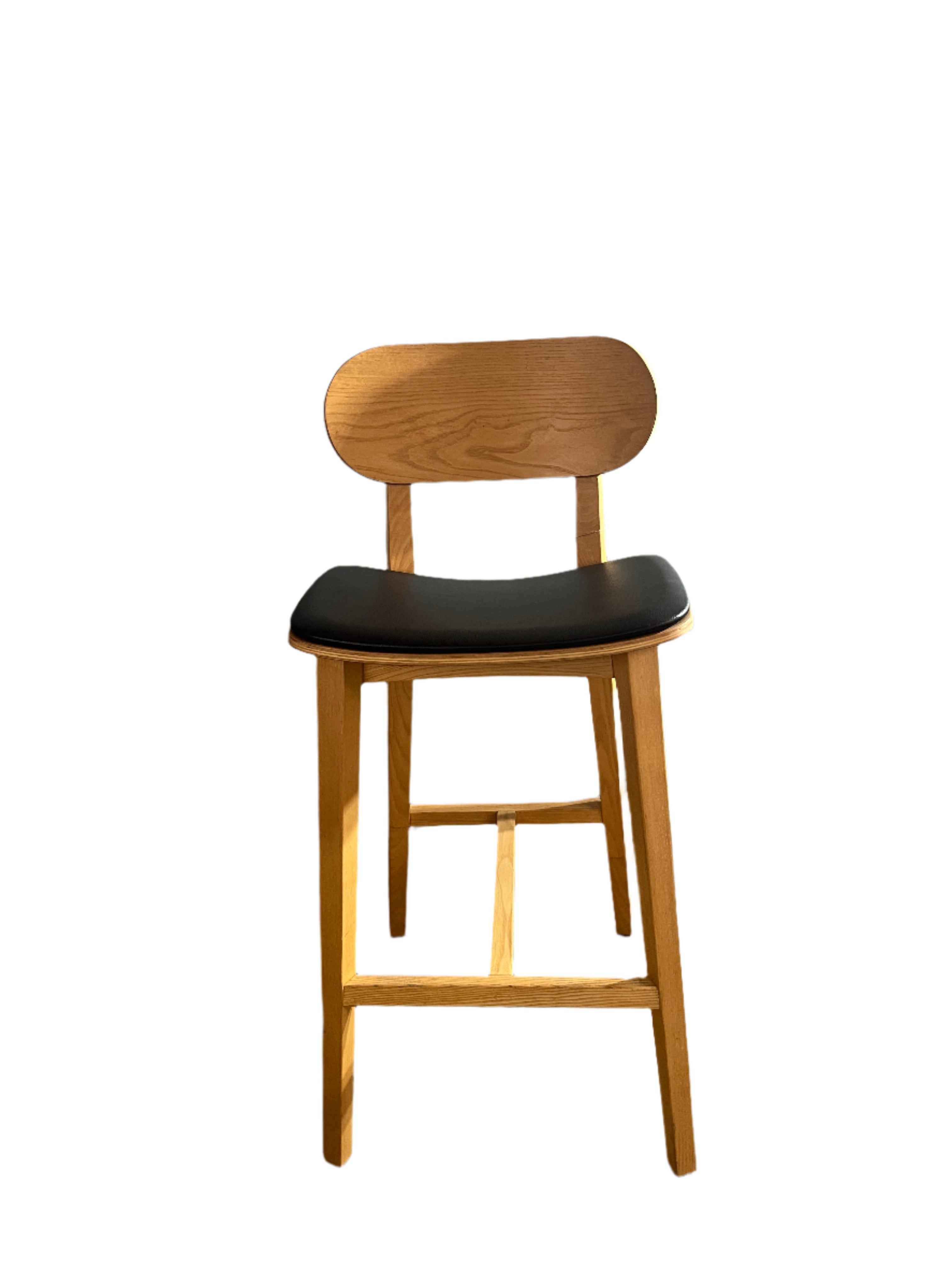 Pale Timber Black Tokyo Breakout Stool
