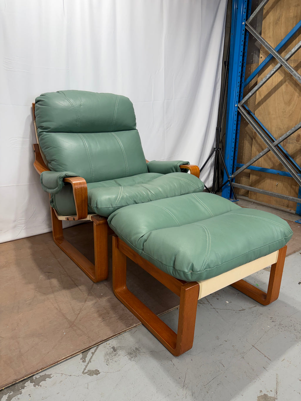 Tessa Monaco Armchair Set