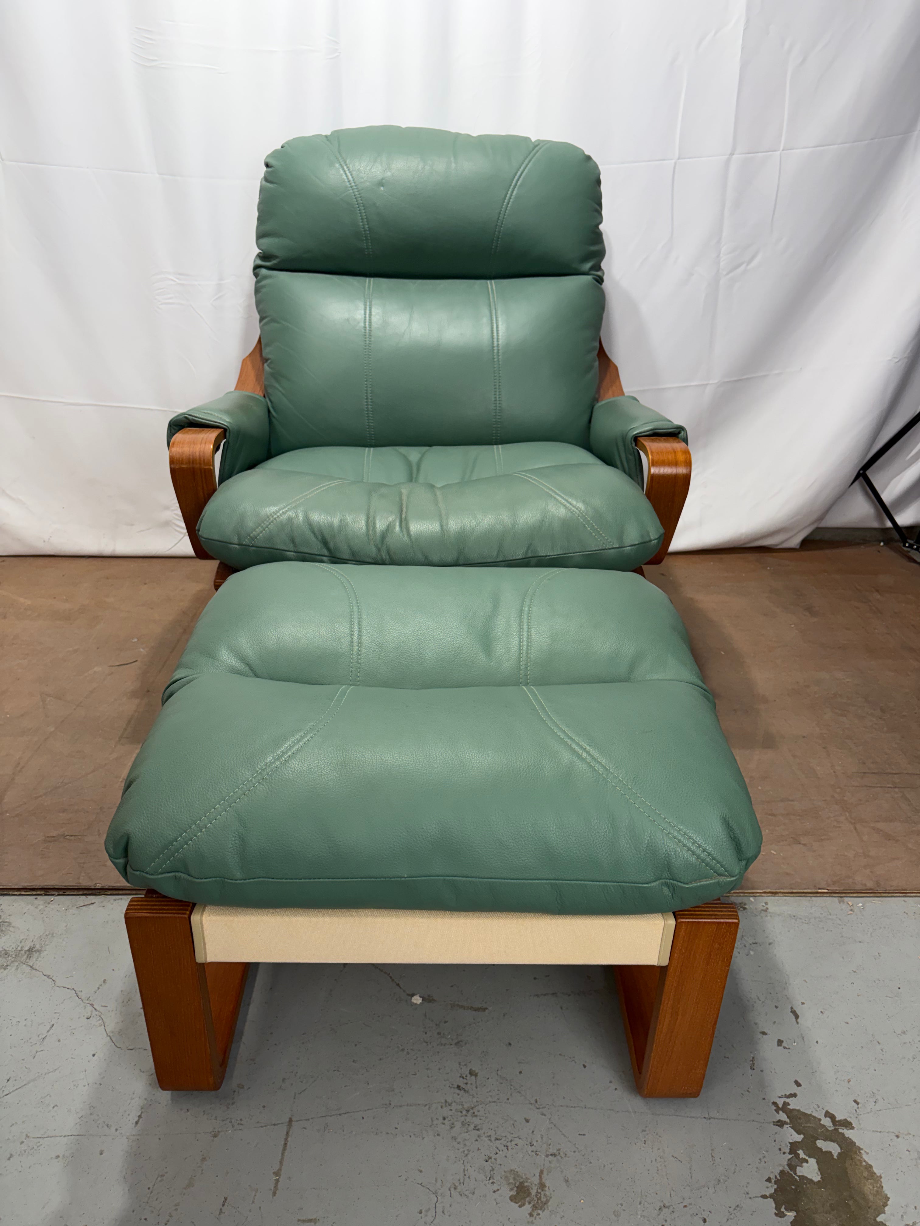 Tessa Monaco Armchair Set