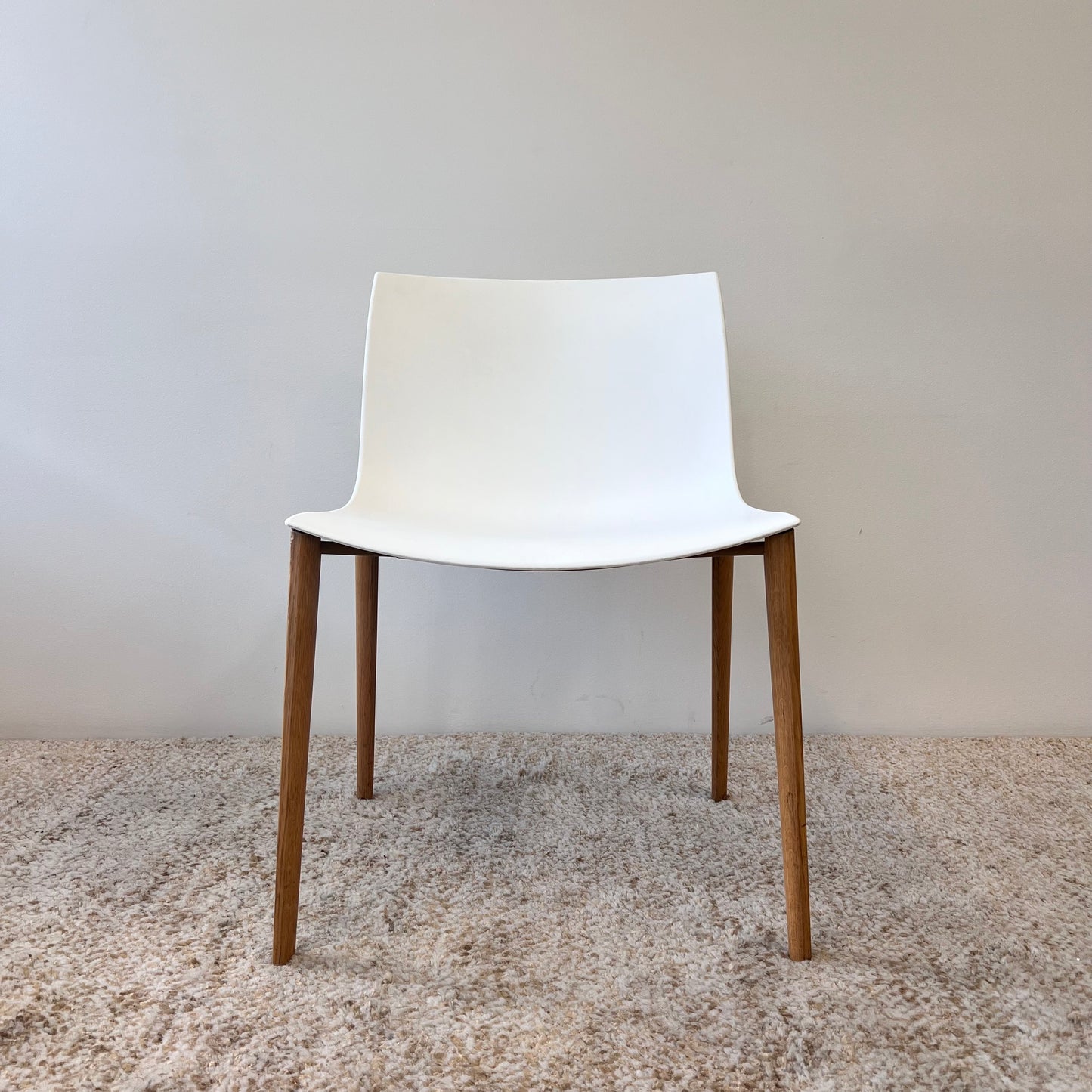 Catifa Chair 4-leg (Wide Seat), Arper