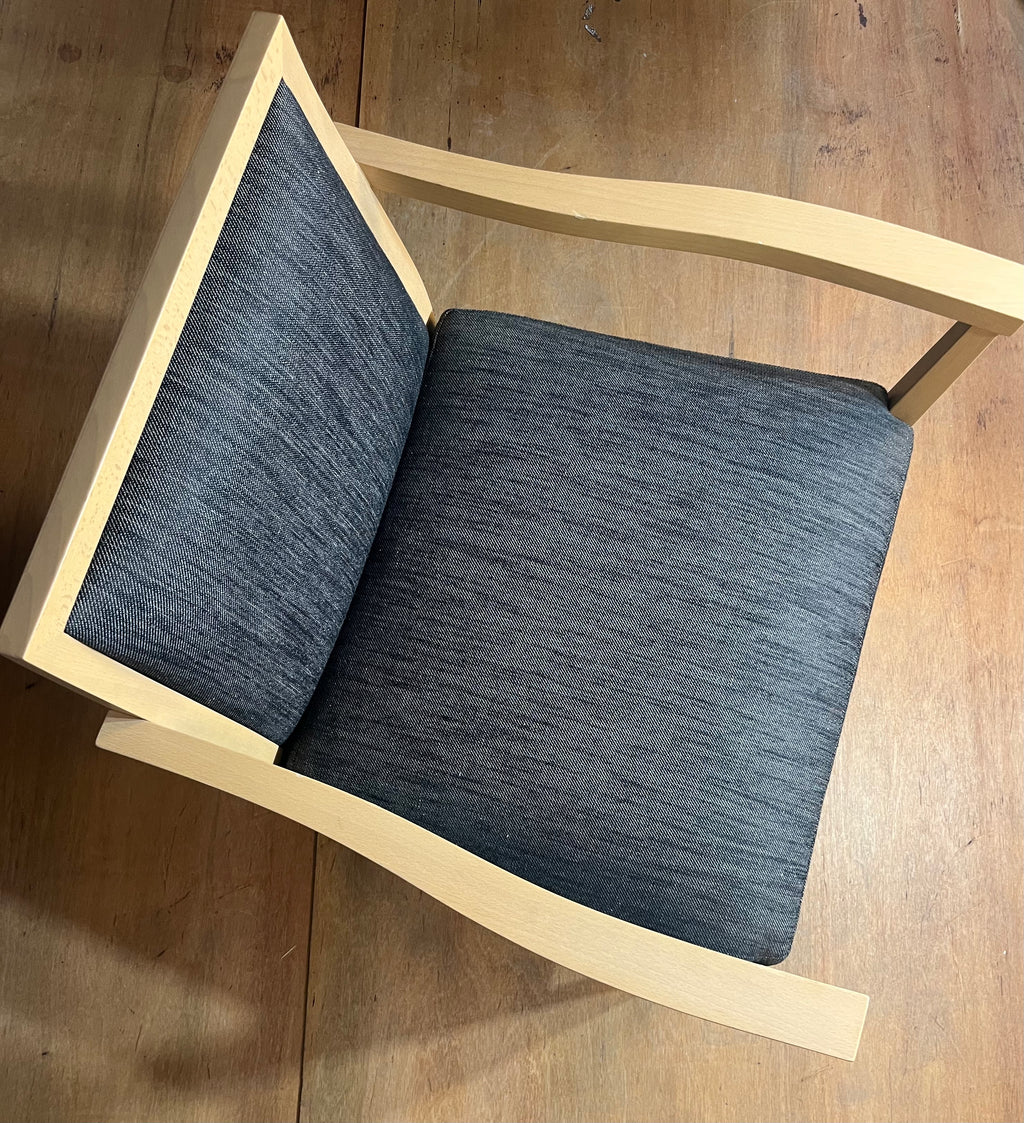 Cafe Culture Grey Jacquard Sitting Chair