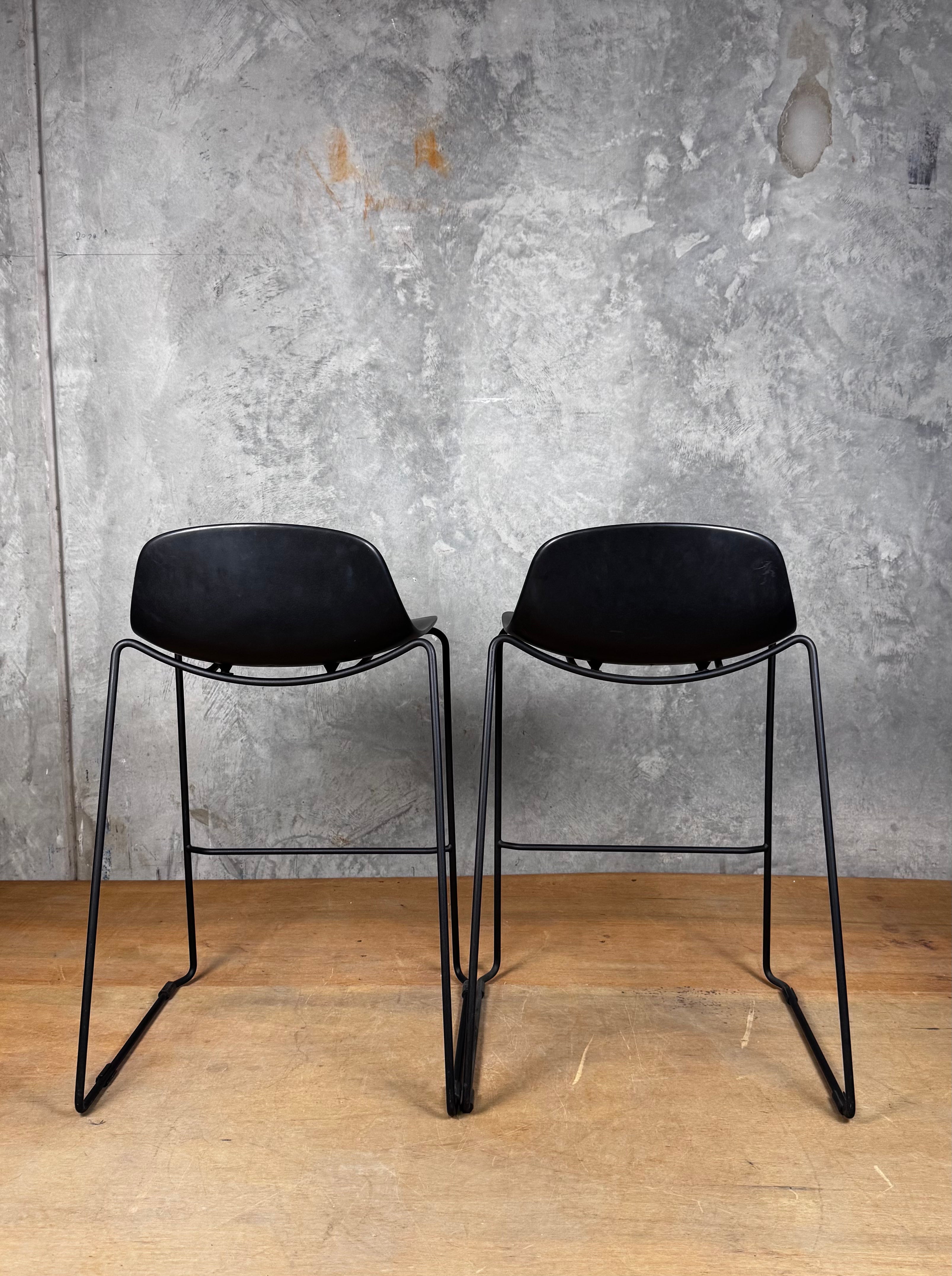 Pure Loop Mini Rod Stool