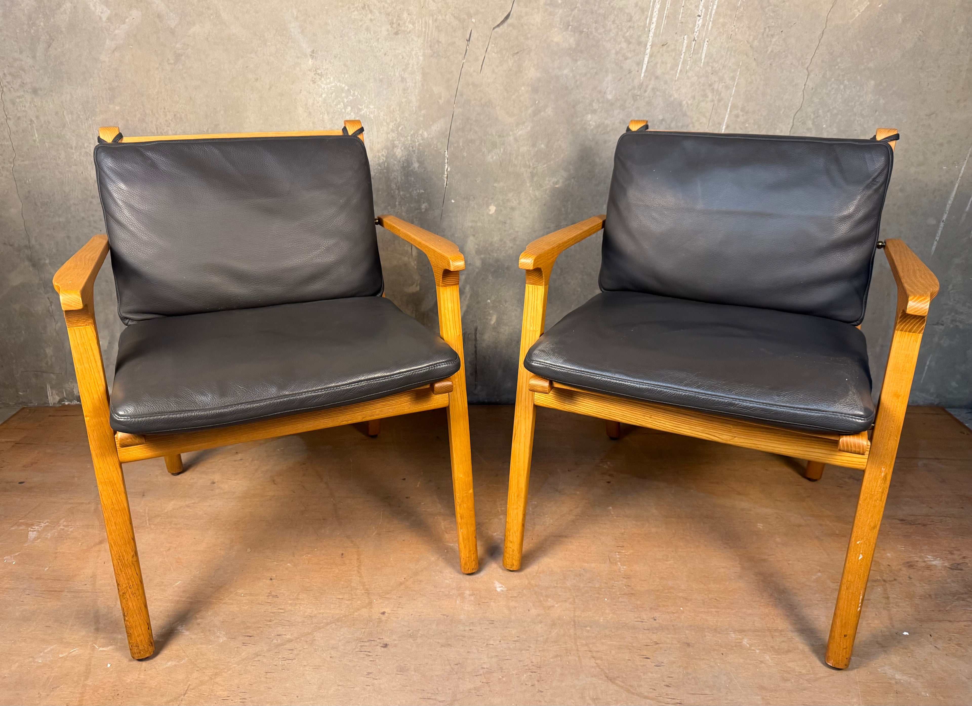 Stellar Works Ren Lounge Chairs