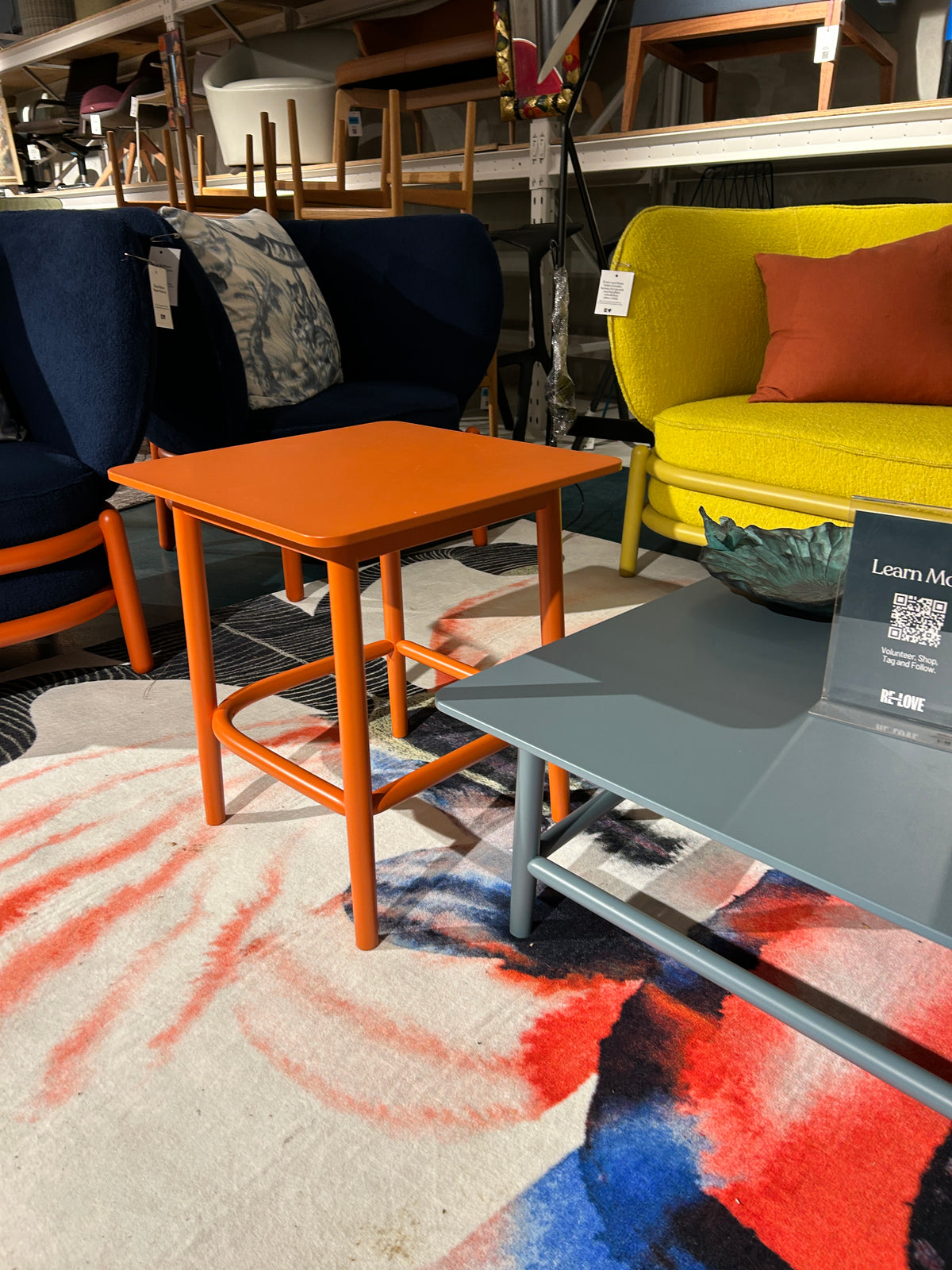 Single Curve Low Table Orange