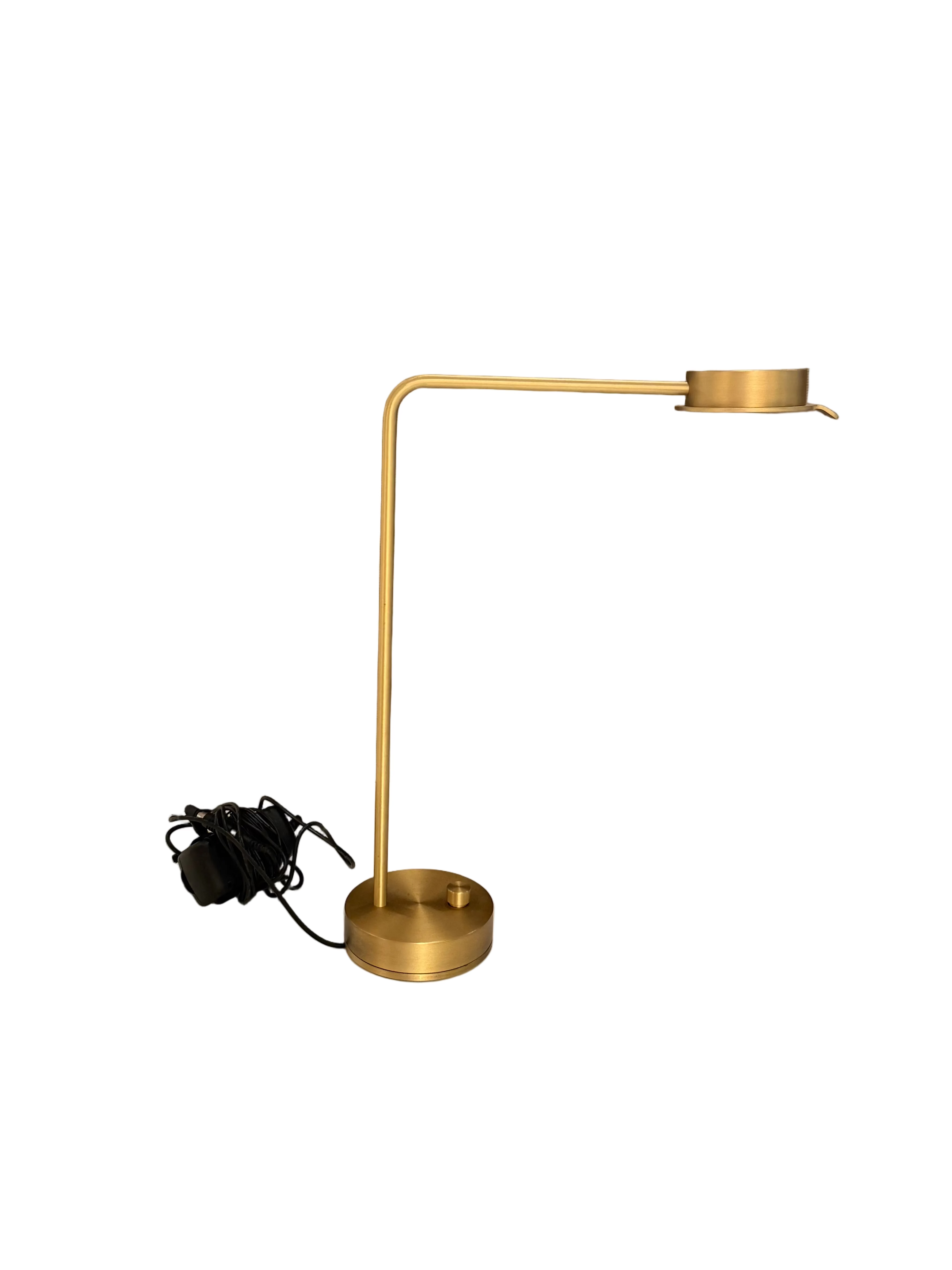 Wastberg w102 Chipperfield Table Lamp by David Chipperfield