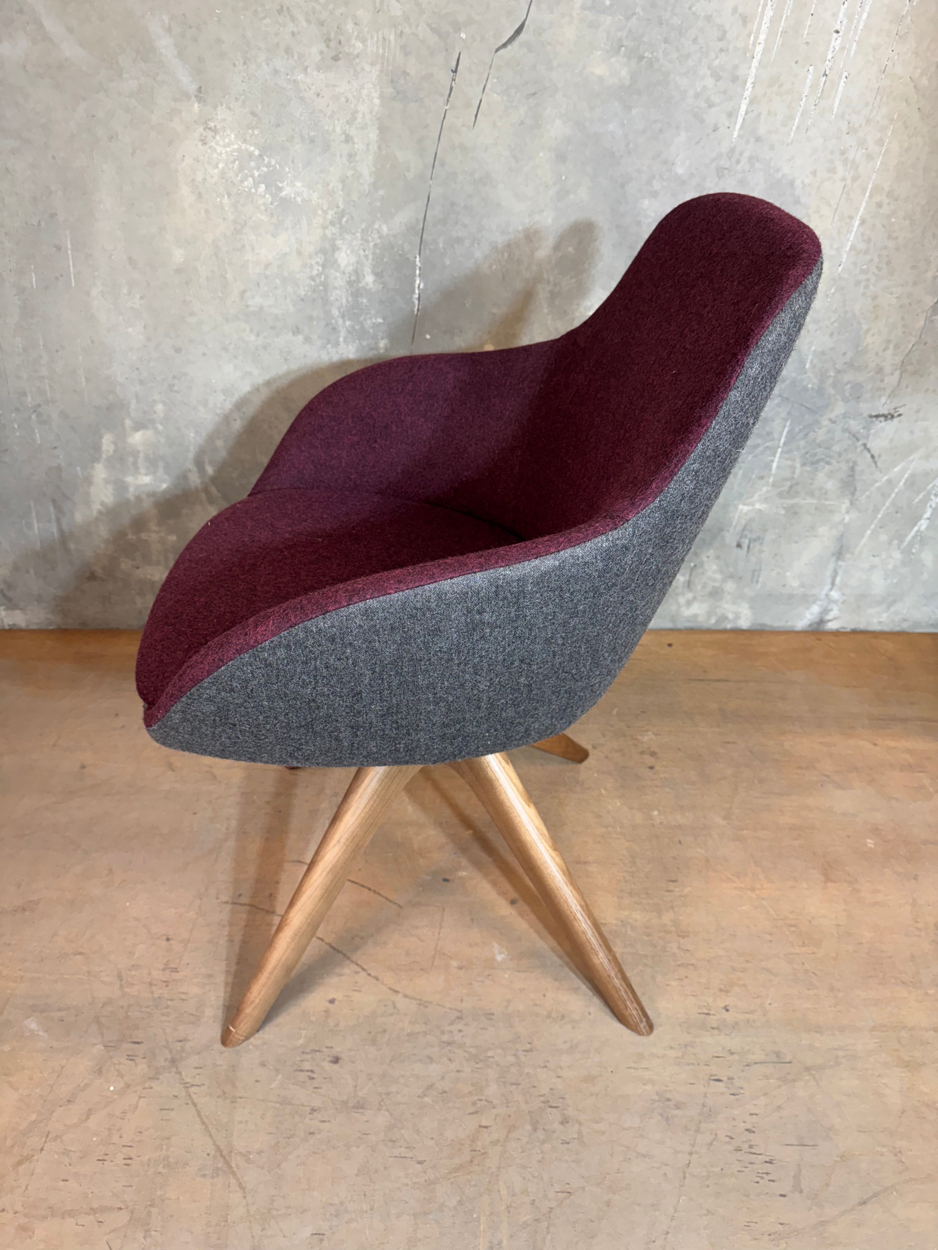 AWM Ebony armchair