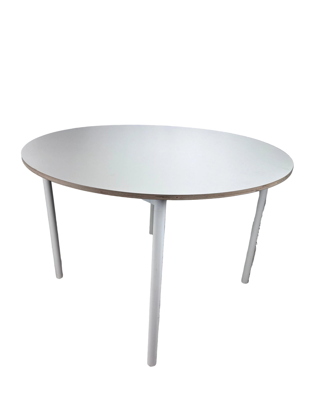 Mika Tolvanen, Base Round Table by Muuto