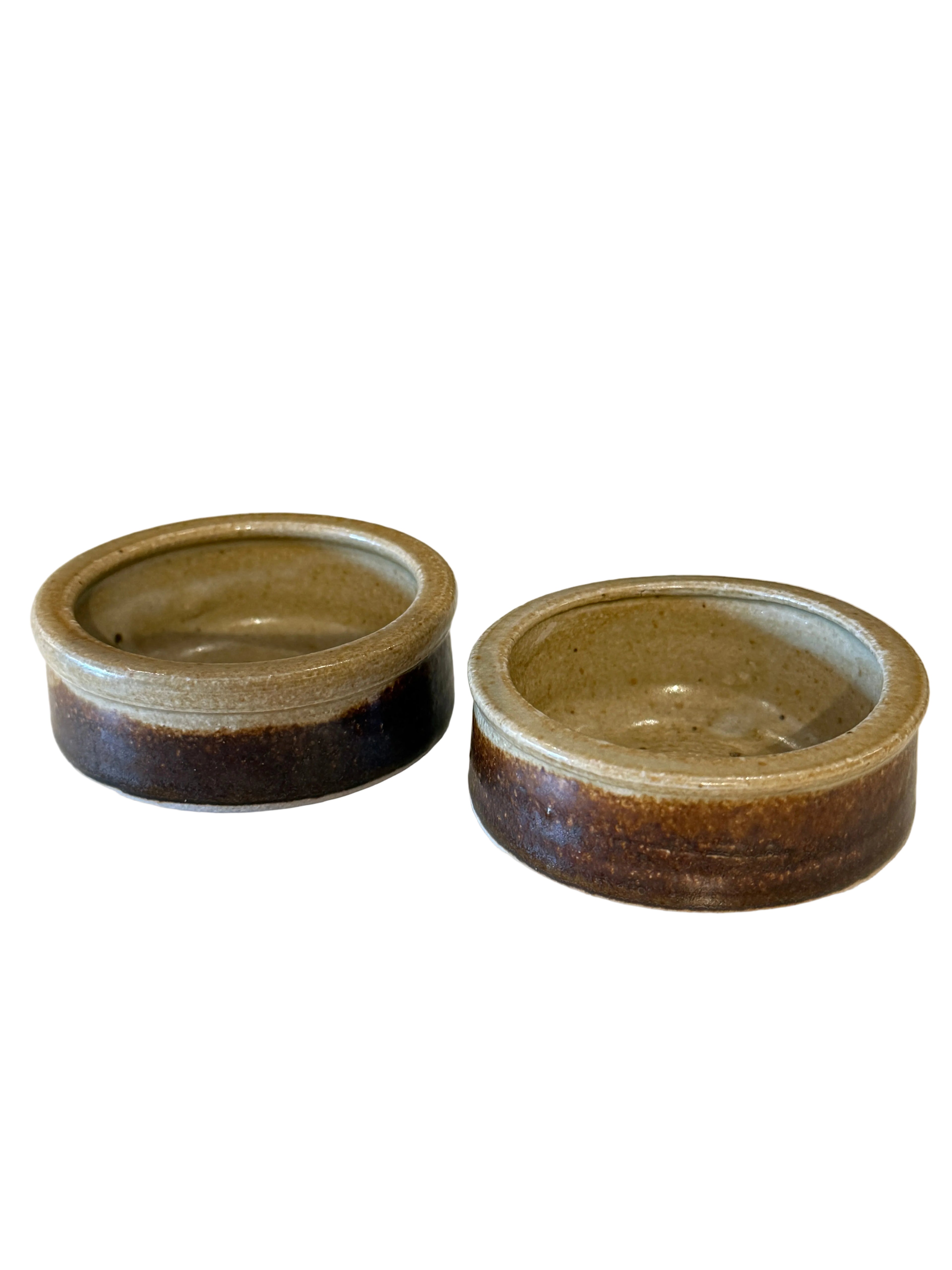 Set of 2 Ceramic Dishes