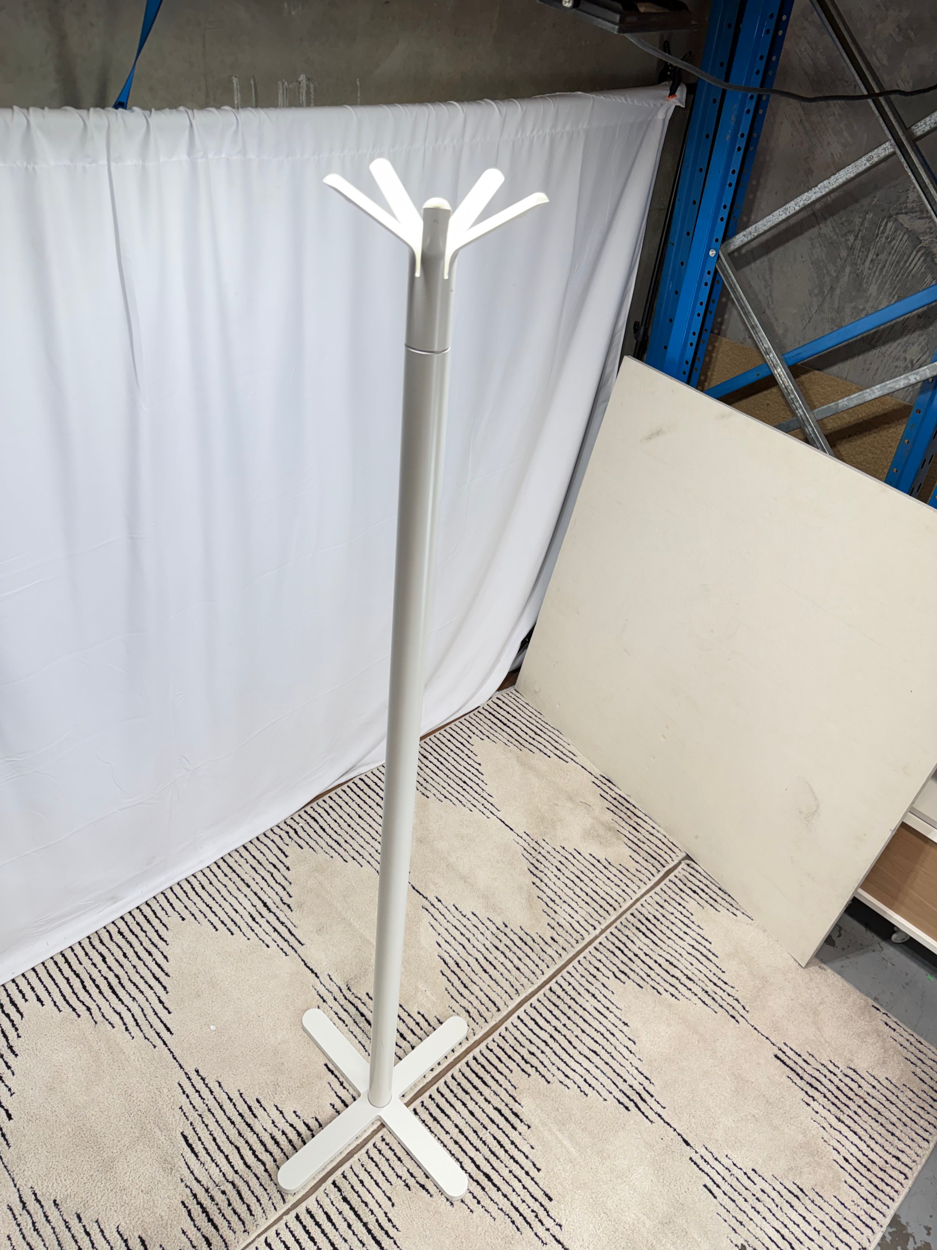 Coat Stand - H.U.O. by Joan Gaspar - Mobles 114 Barcelona
