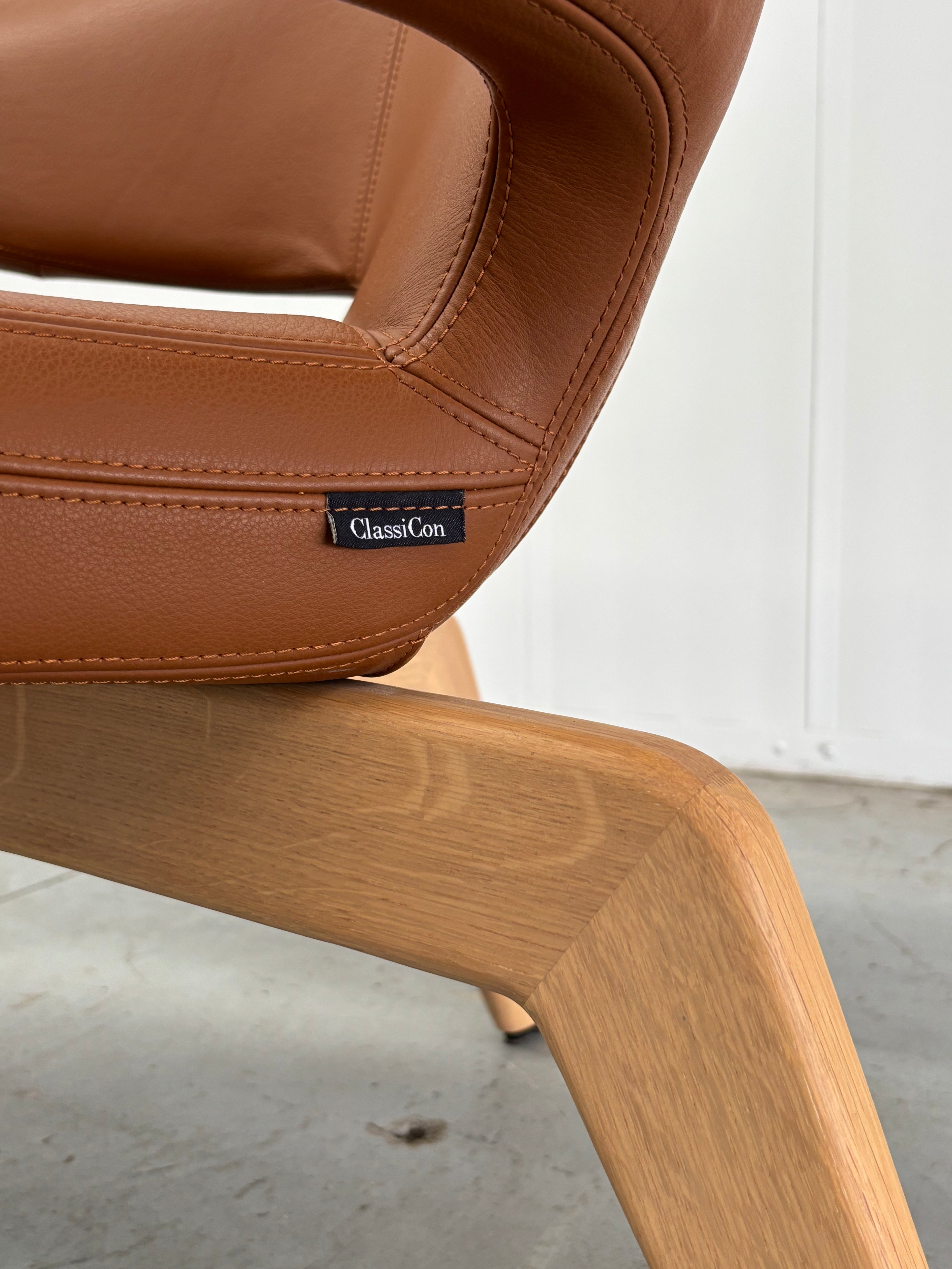 ClassiCon Munich Lounge Chair by Sauerbruch Hutton