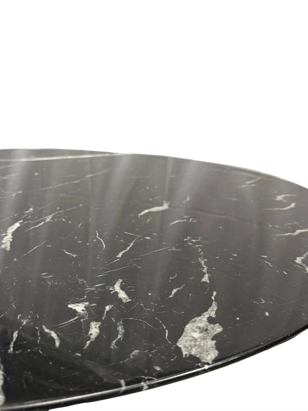 Eero Saarinen Saarinen Tulip Dining Tables 1956