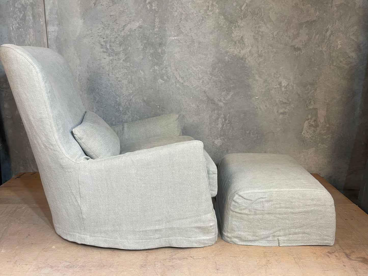 Arana Jardan Armchair and Ottoman