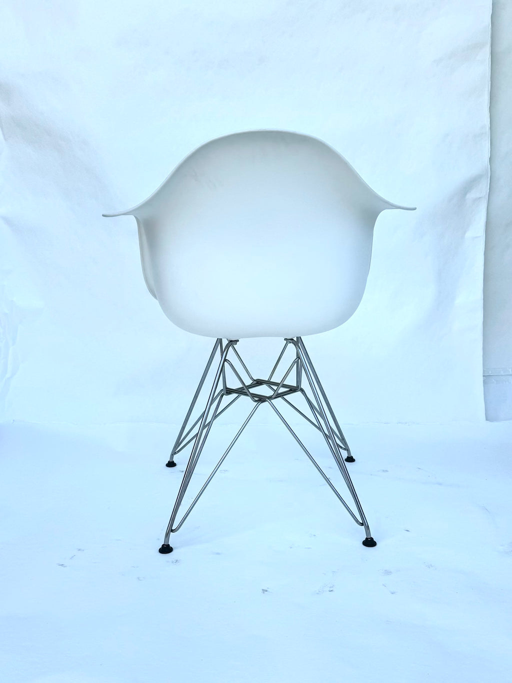 Eames Moulded Armchair