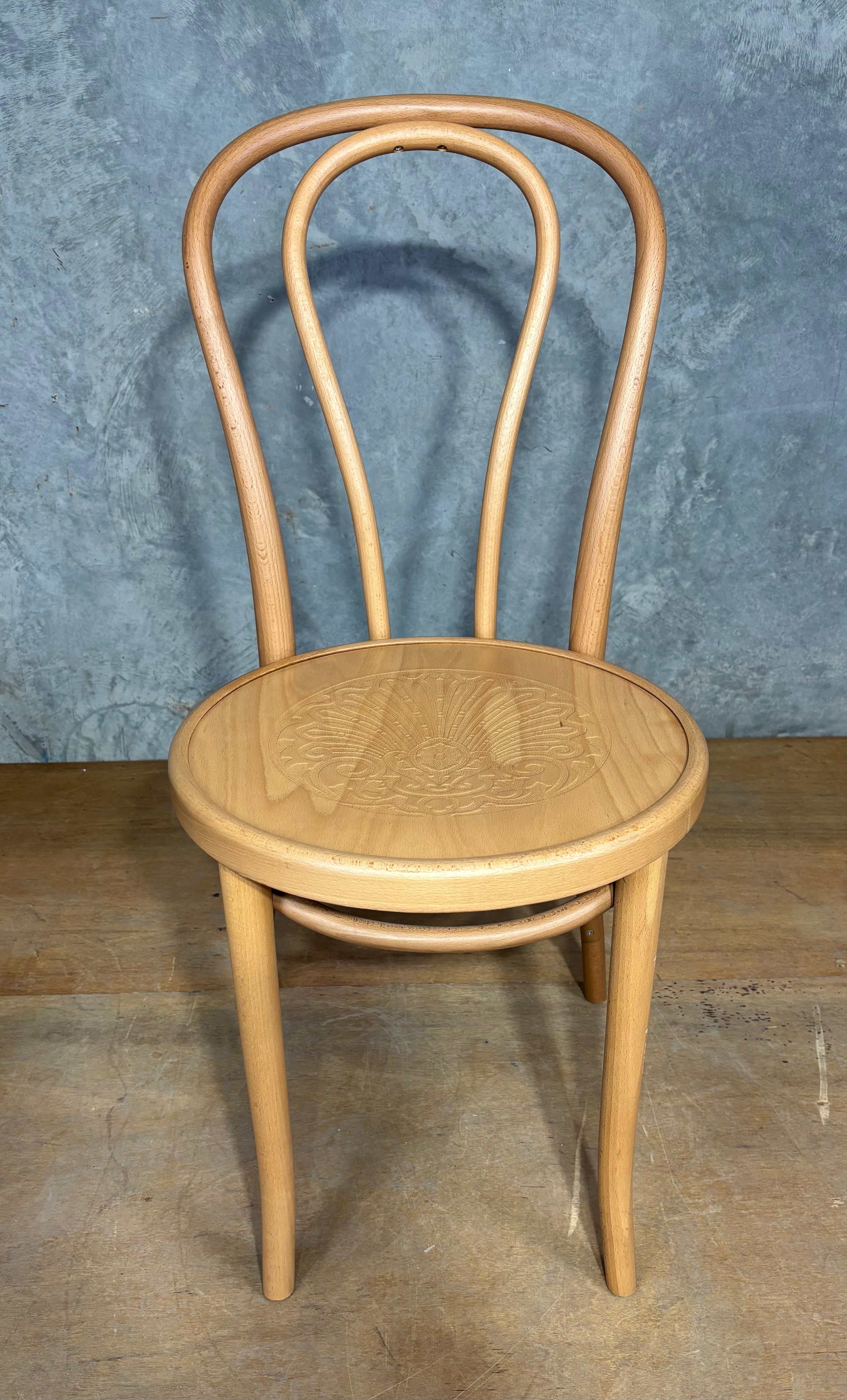 Thonet-designed No. 18 Bentwood Chair