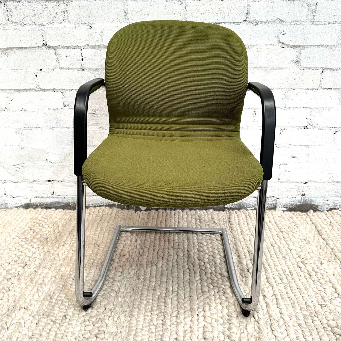 FS-Line 212/5 Cantilevered Chair, Wilkhahn - Artichoke