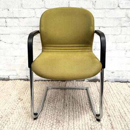 FS-Line 212/9 Cantilevered Chair, Wilkhahn