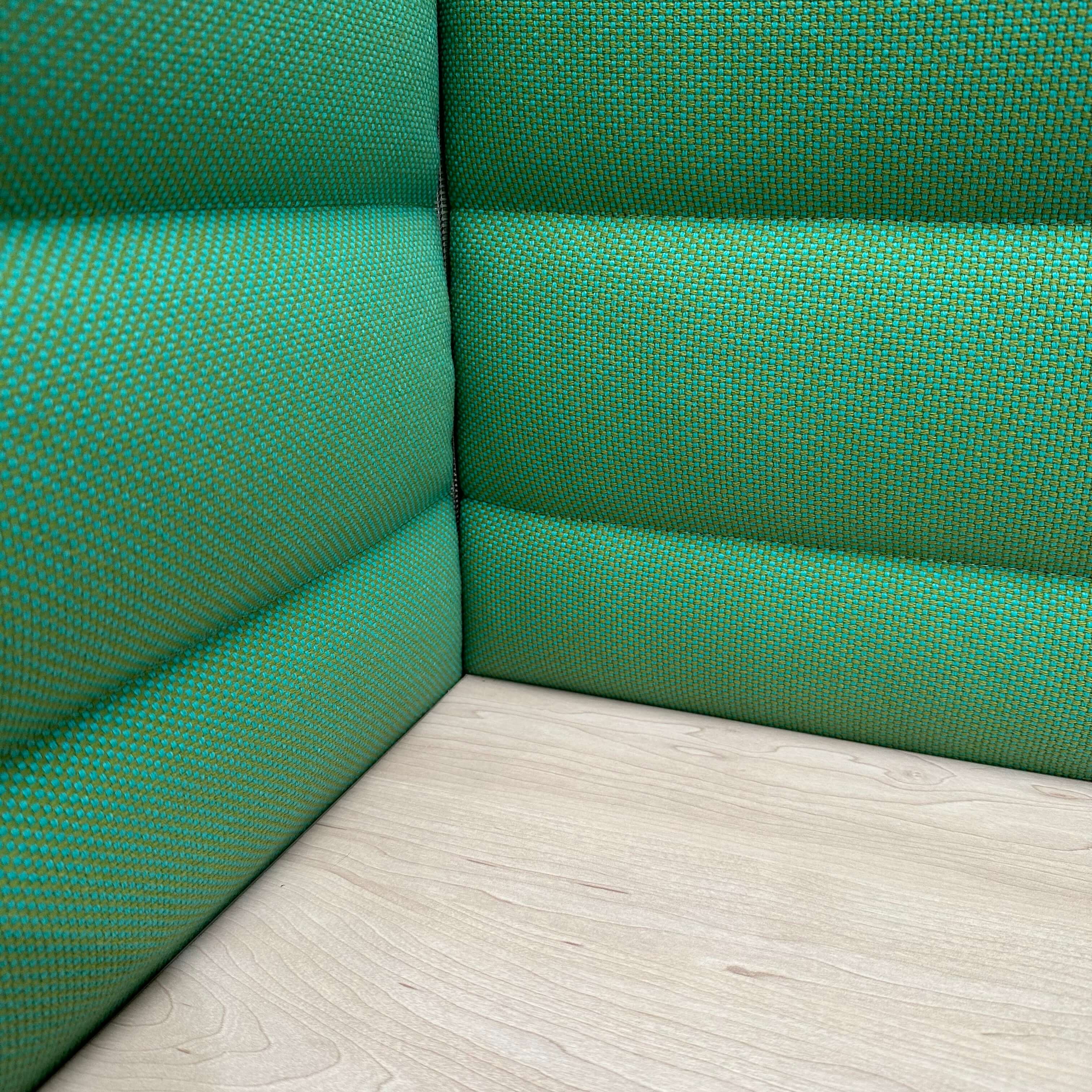 Alcove Desk Highback, Vitra Ronan & Erwan Bouroullec, 2006