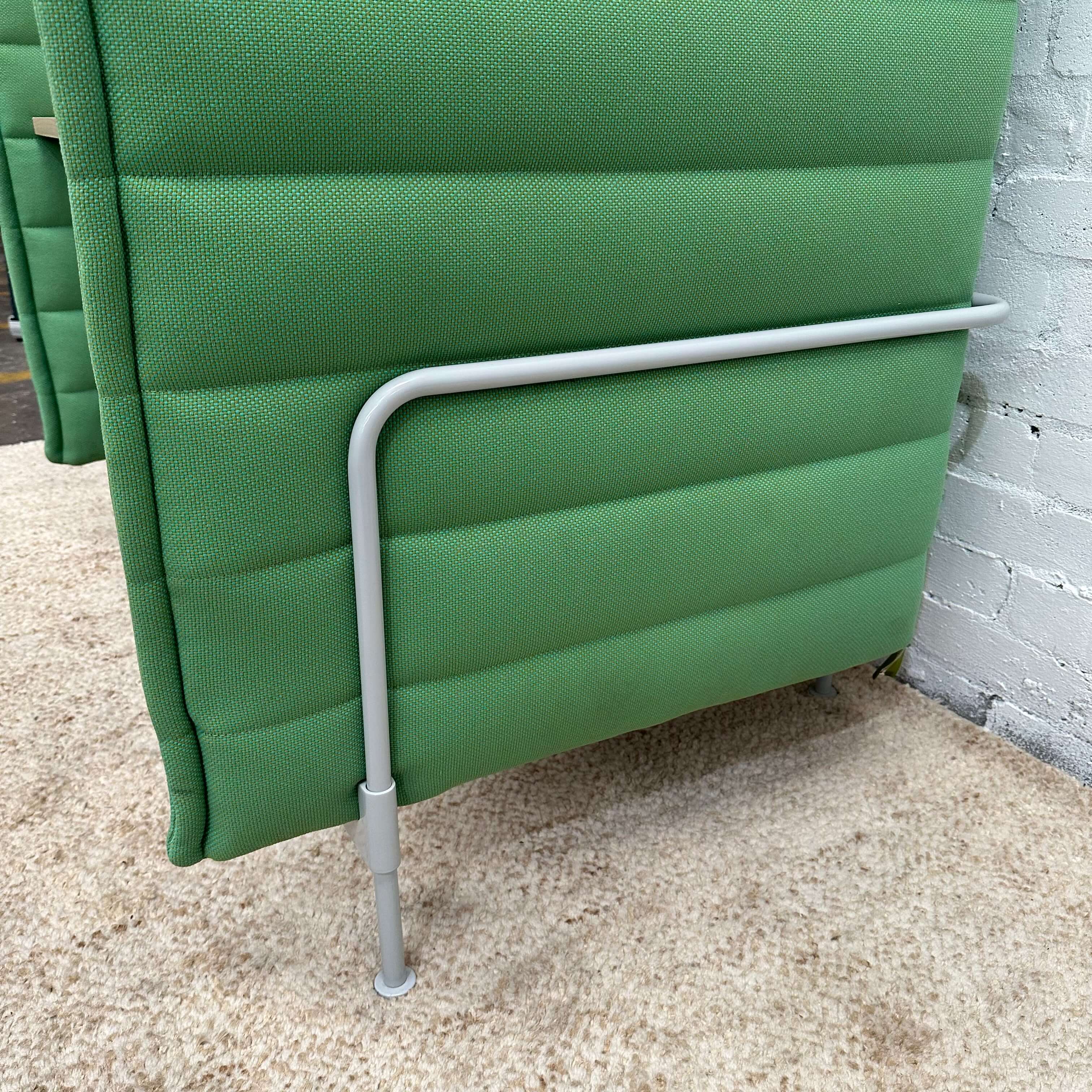 Alcove Desk Highback, Vitra Ronan & Erwan Bouroullec, 2006