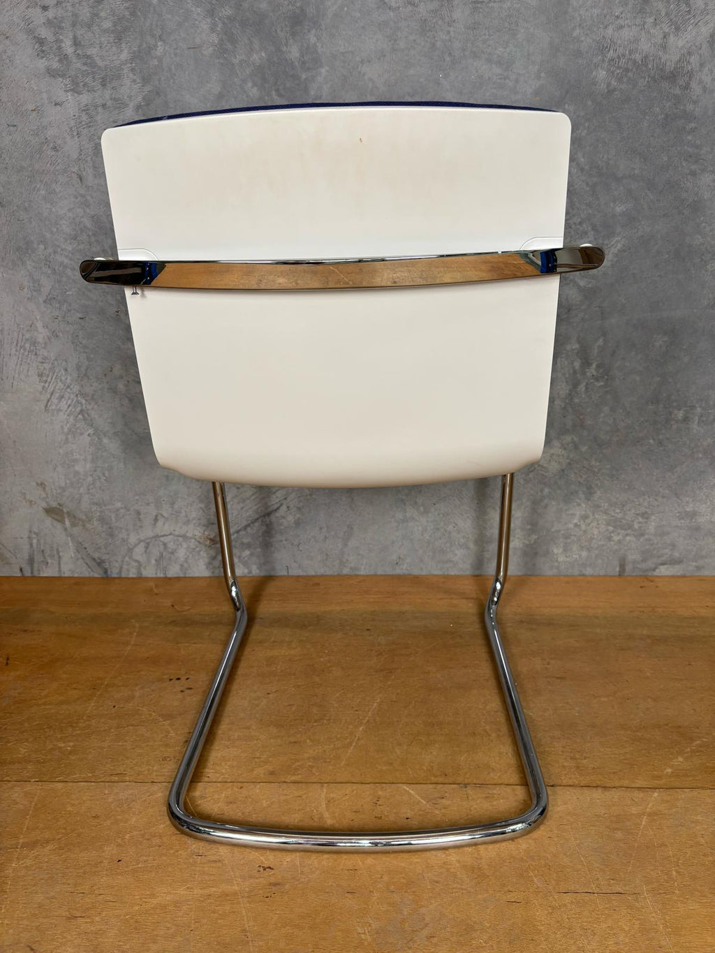 Wilkhahn Cantilever Chair