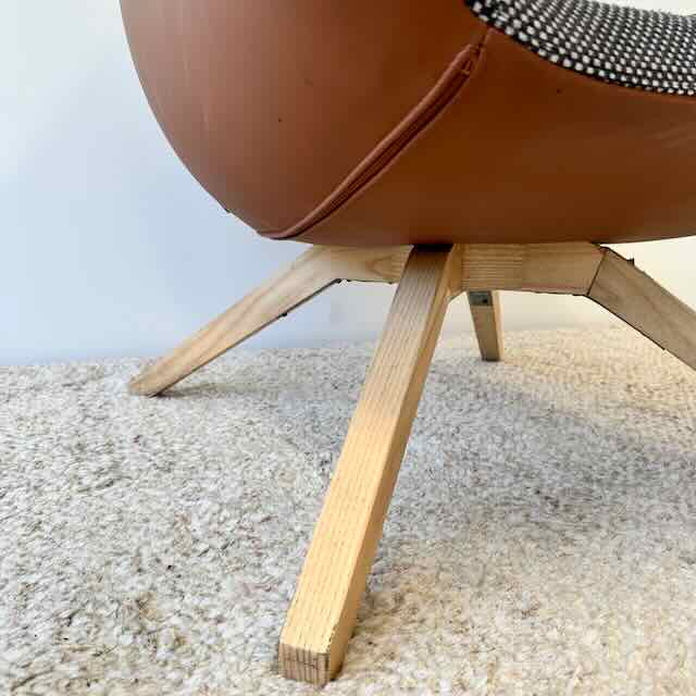 Y 4-leg Armchair, Alma Design Mario Mazzer